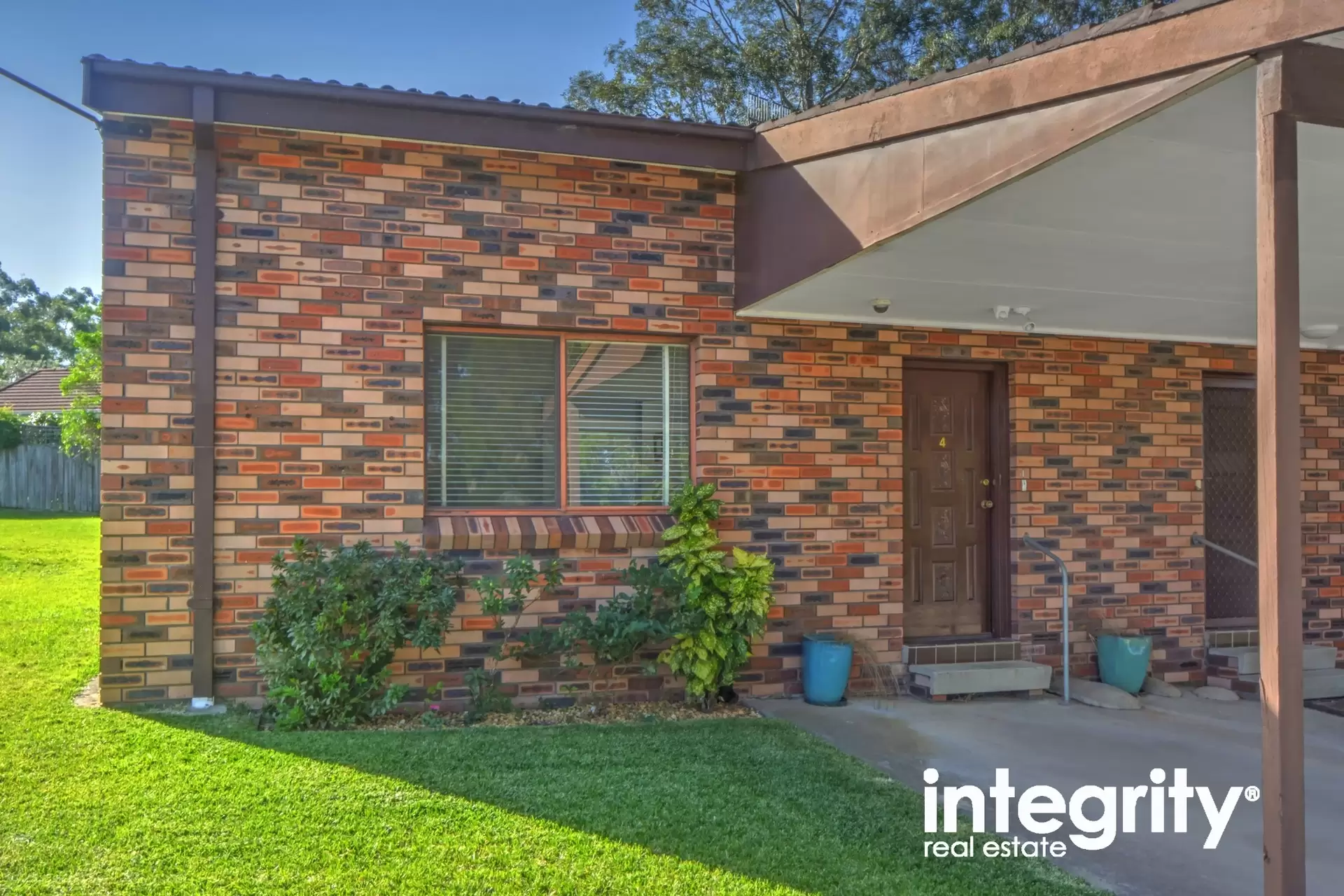 4/49 Brinawarr Street, Bomaderry Sold by Integrity Real Estate - image 2