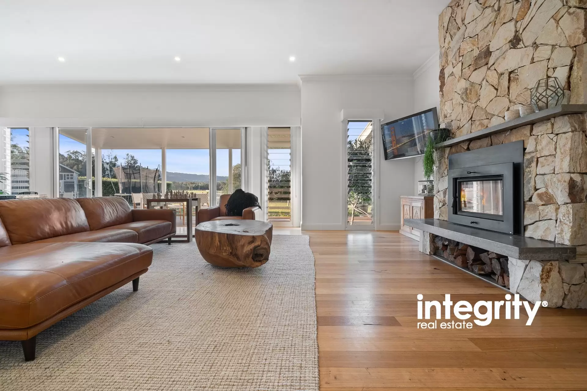 42 Banool Circuit, Bomaderry Sold by Integrity Real Estate - image 4