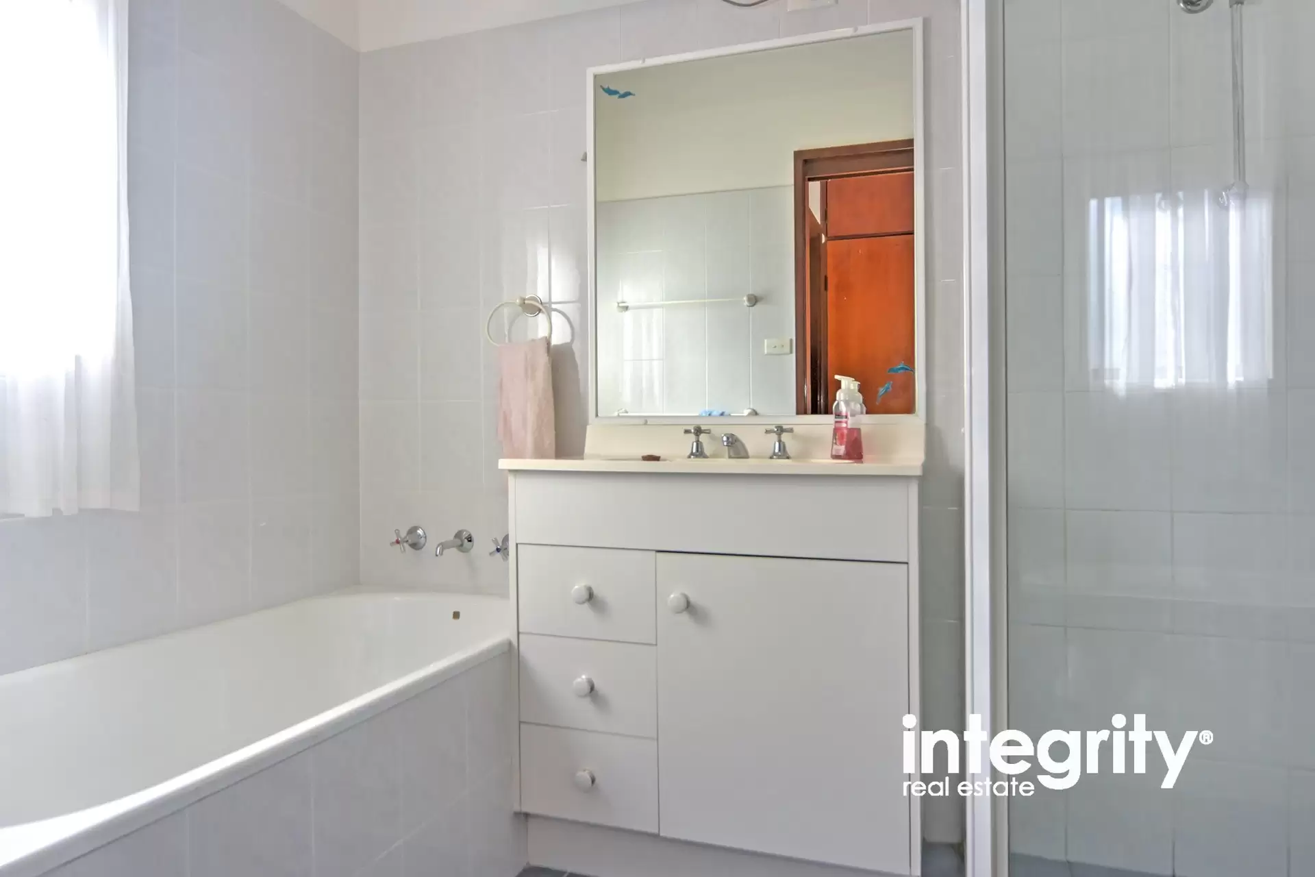 1 Bourne Avenue, Nowra Sold by Integrity Real Estate - image 6