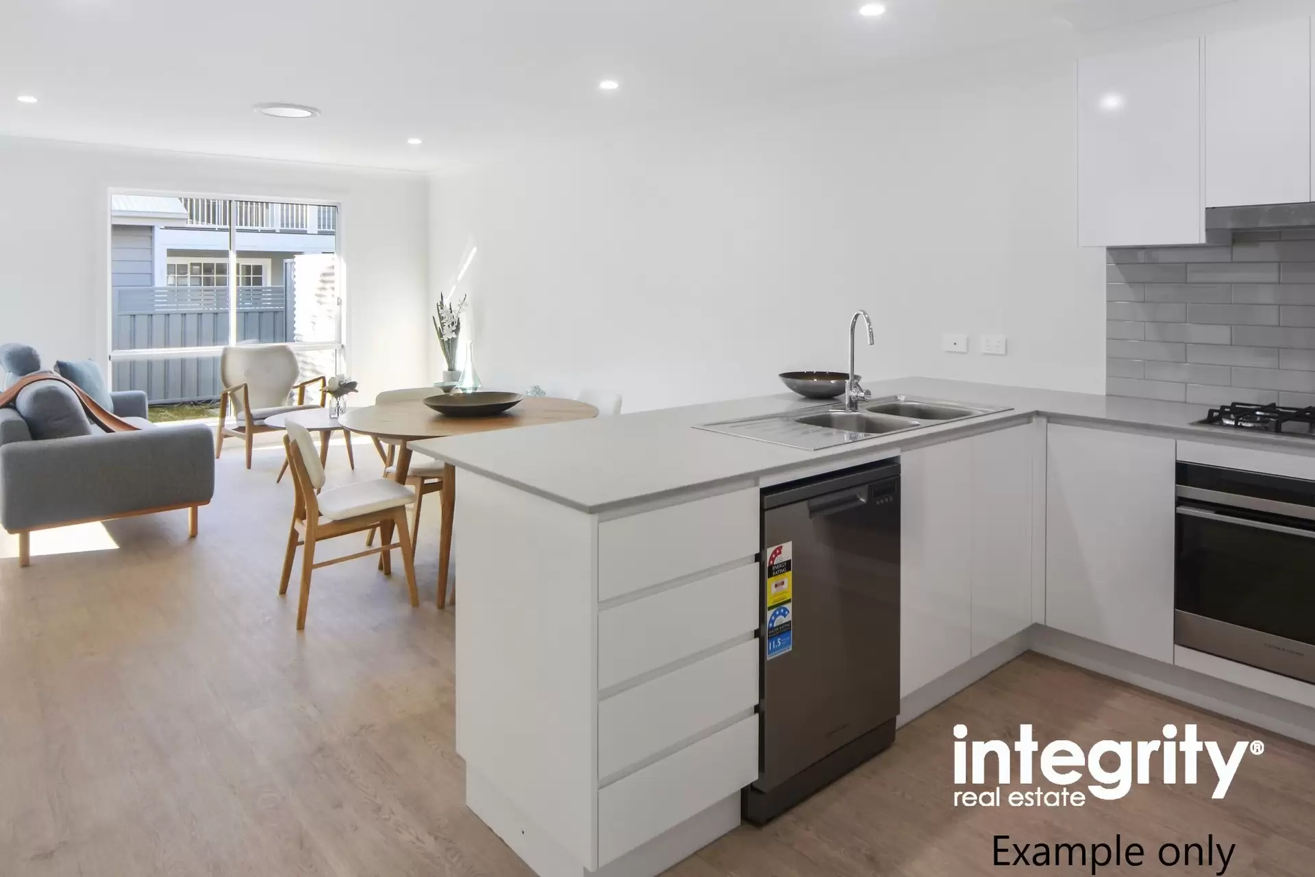 3/26-32 Cavanagh Lane, West Nowra Sold by Integrity Real Estate - image 3