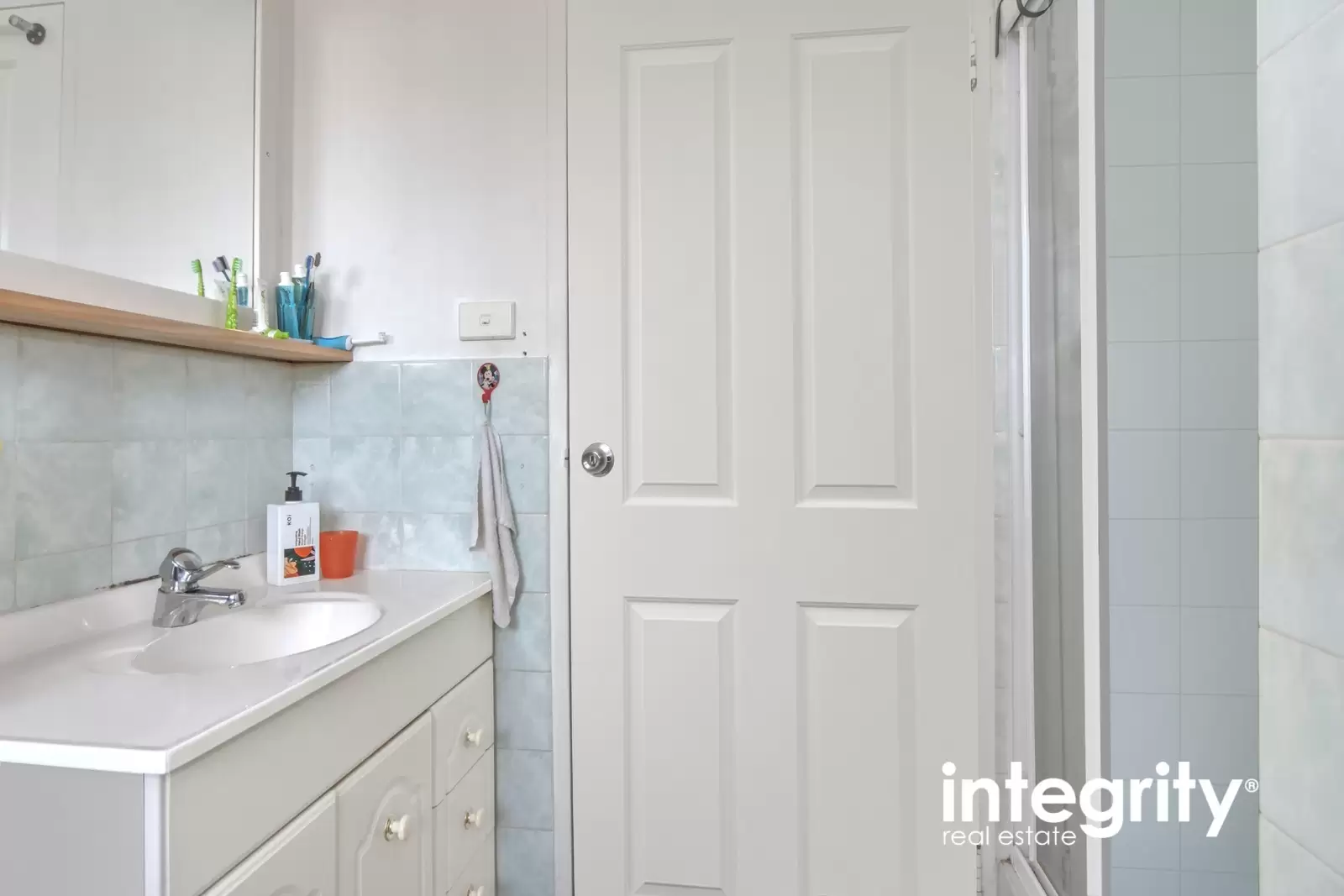 4/3 McGrath Avenue, Nowra Sold by Integrity Real Estate - image 6