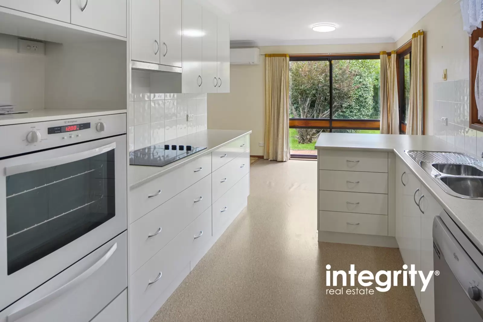 3 Shackleton Street, Shoalhaven Heads Sold by Integrity Real Estate - image 3
