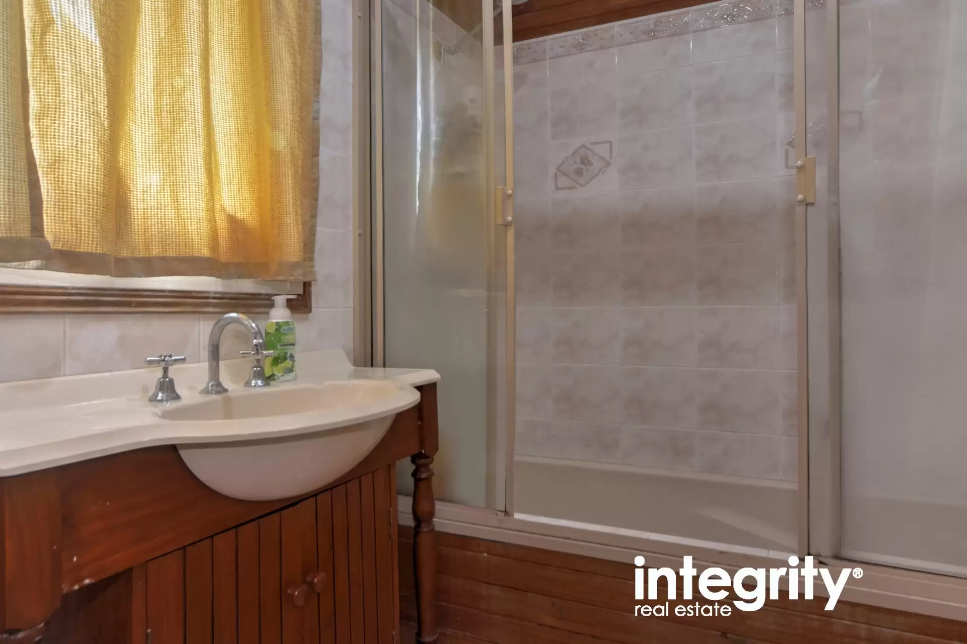 40 Sampson Crescent, Bomaderry Sold by Integrity Real Estate - image 6