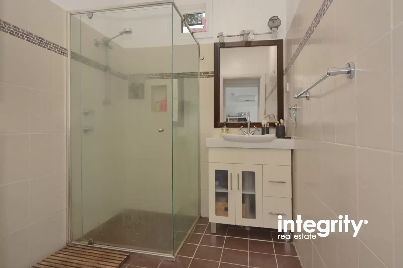 46 Brinawarr Street, Bomaderry Sold by Integrity Real Estate - image 7