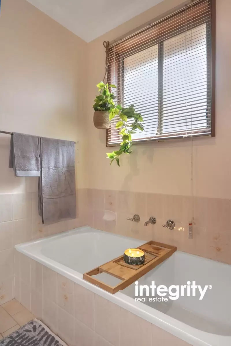 3 Glenair Avenue, West Nowra Sold by Integrity Real Estate - image 8