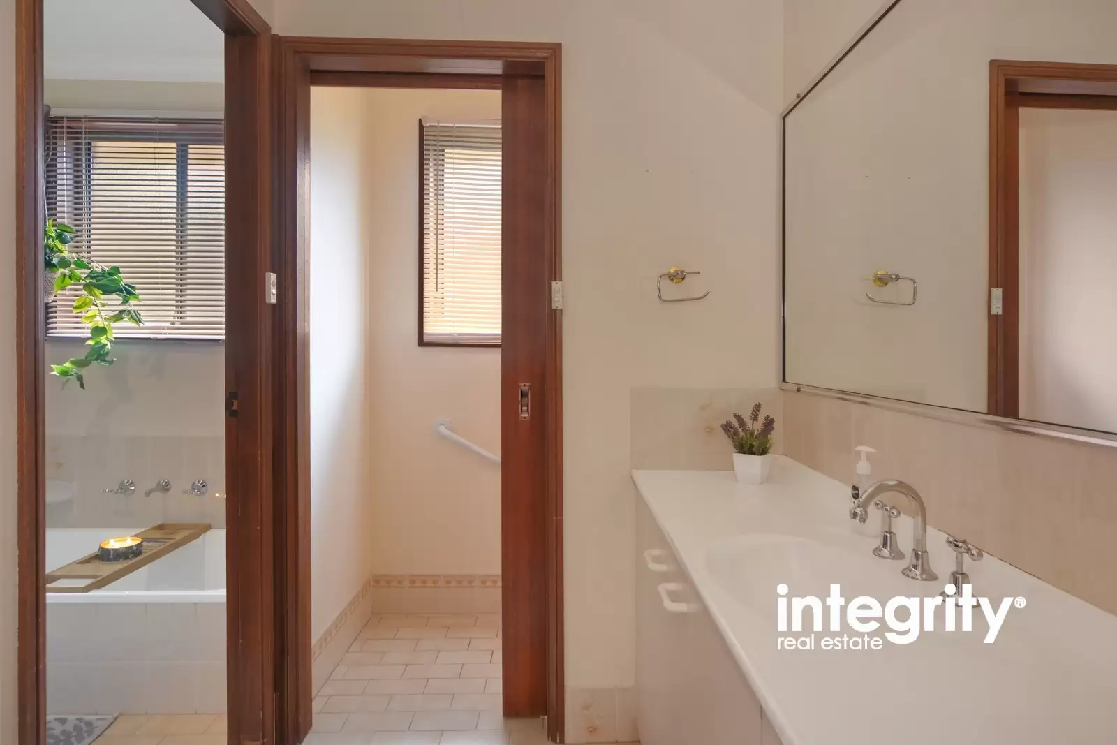3 Glenair Avenue, West Nowra Sold by Integrity Real Estate - image 7