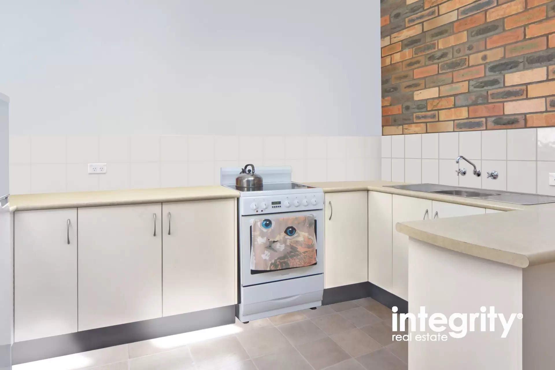 10/49 Brinawarr Street, Bomaderry Sold by Integrity Real Estate - image 4