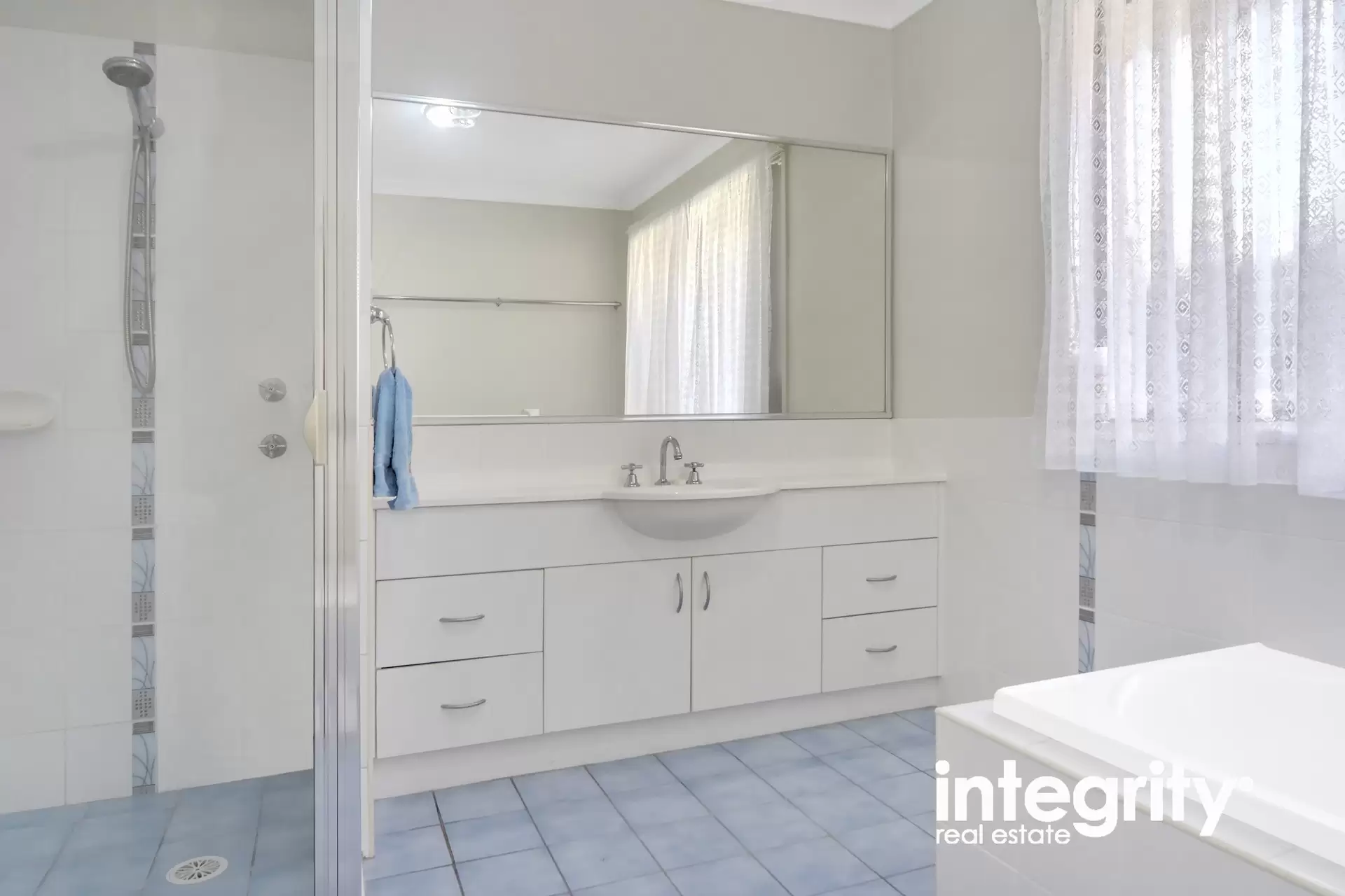 12 Warrigal Street, Nowra Sold by Integrity Real Estate - image 10