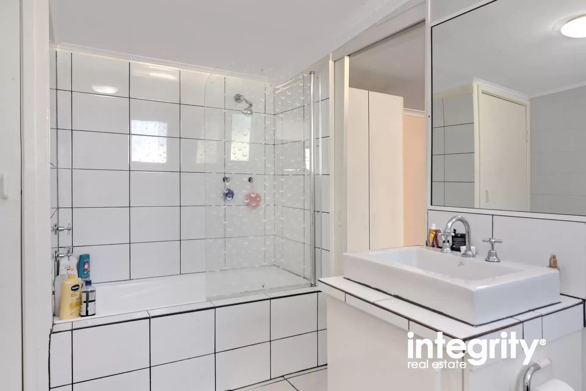 61 Wallace Street, Nowra Sold by Integrity Real Estate - image 9