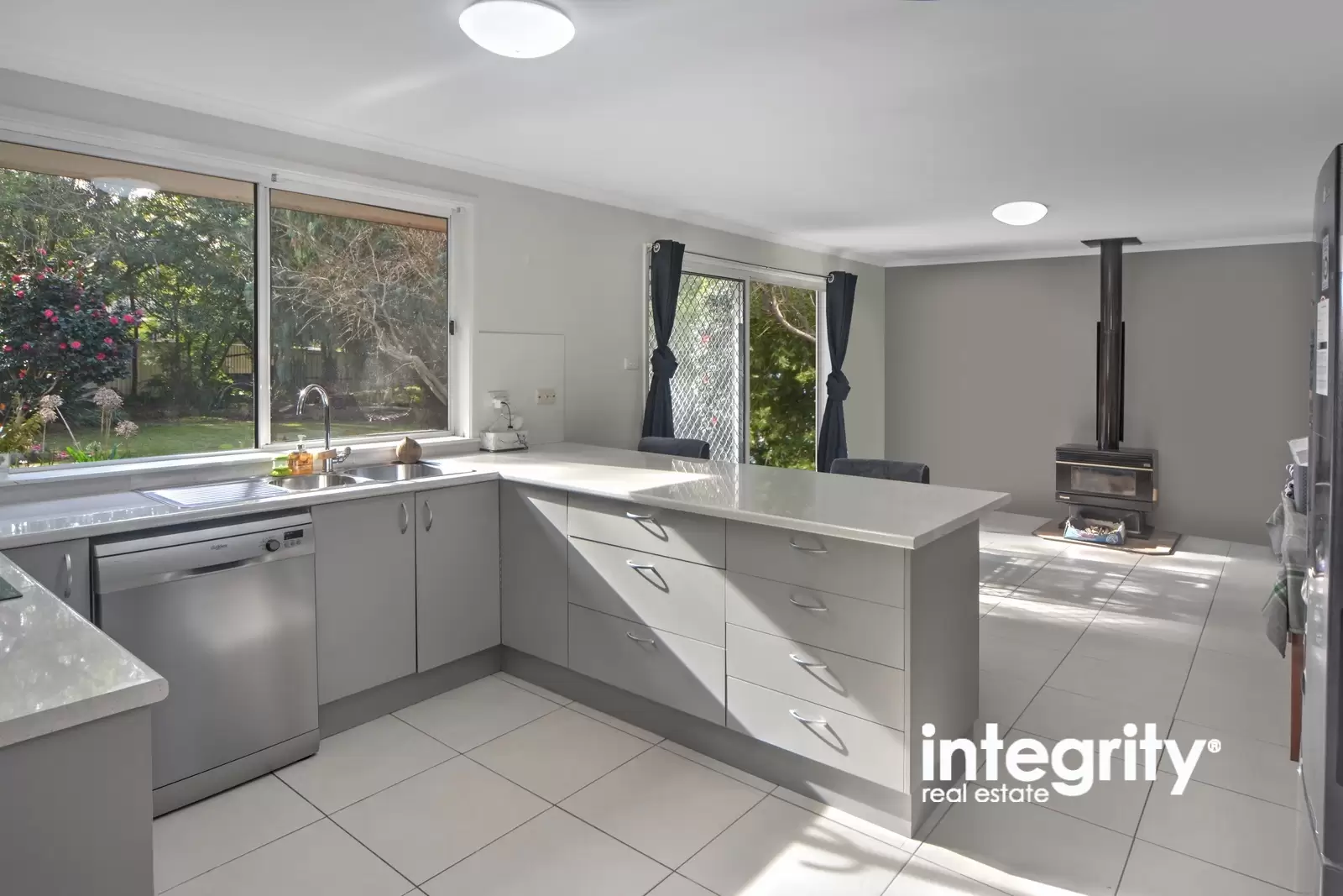 2 Groudle Glen, Bomaderry Sold by Integrity Real Estate - image 4