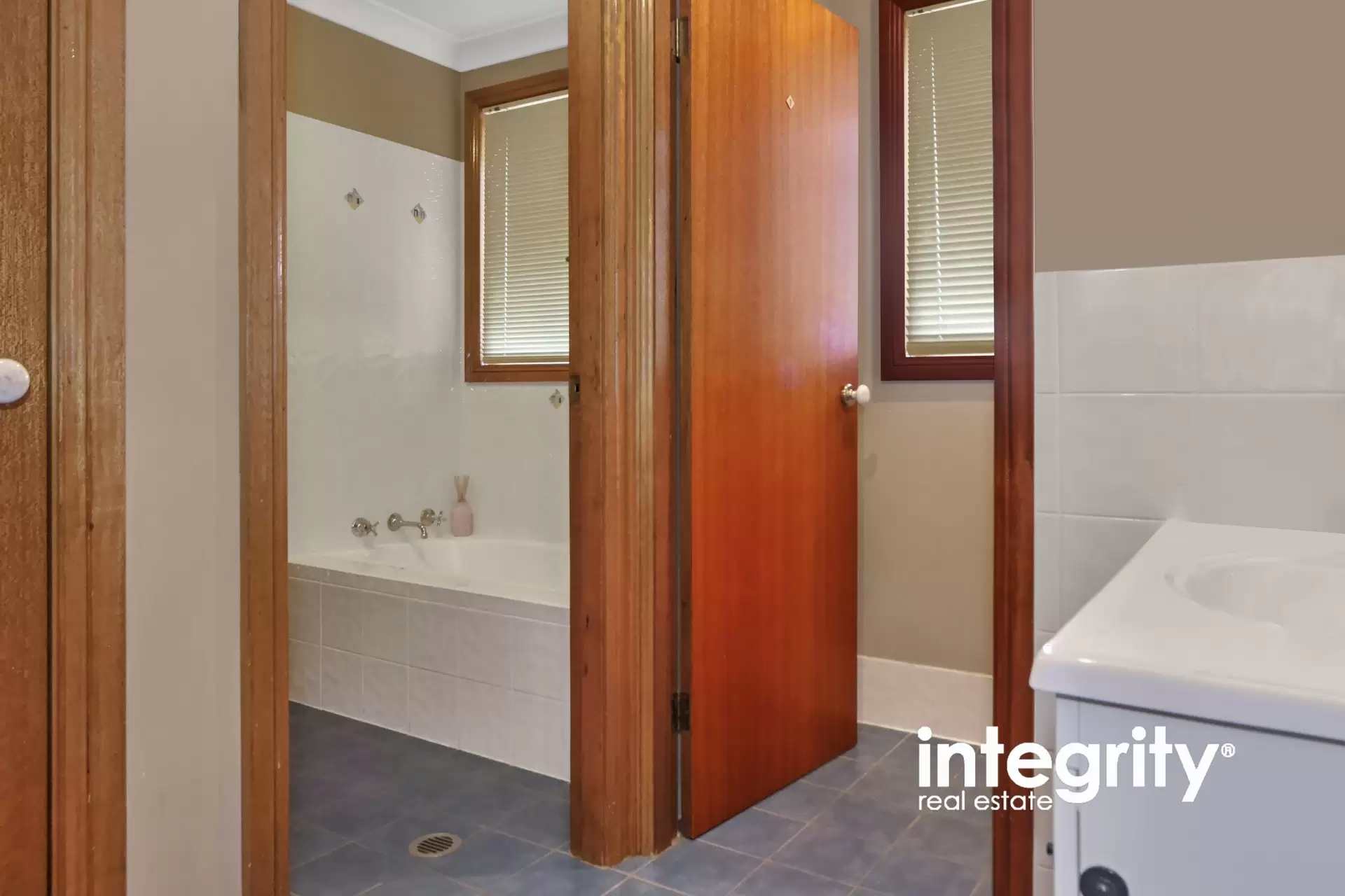 30 Lucas Street, North Nowra Sold by Integrity Real Estate - image 8