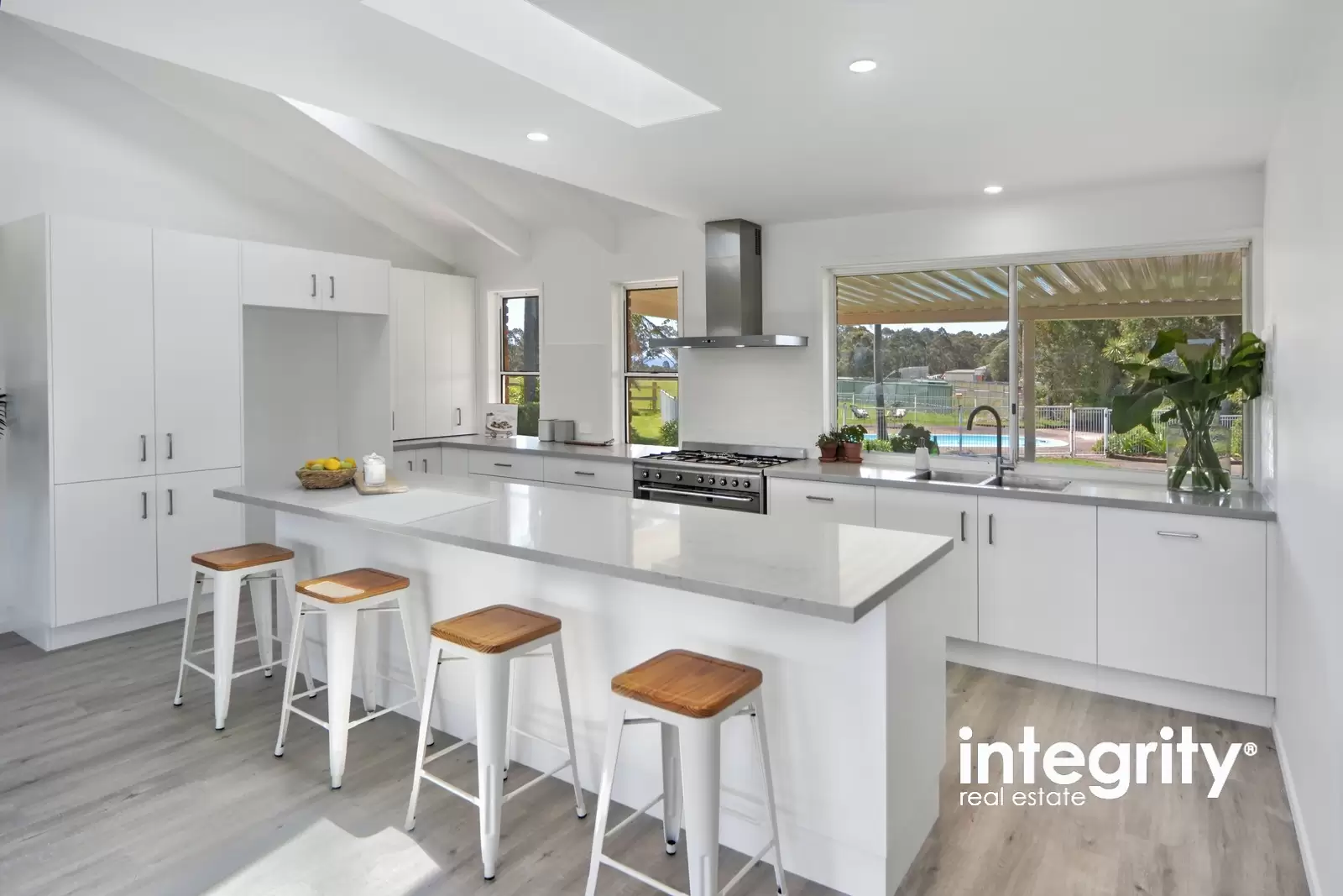 154 Woncor Avenue, Nowra Hill Sold by Integrity Real Estate - image 8