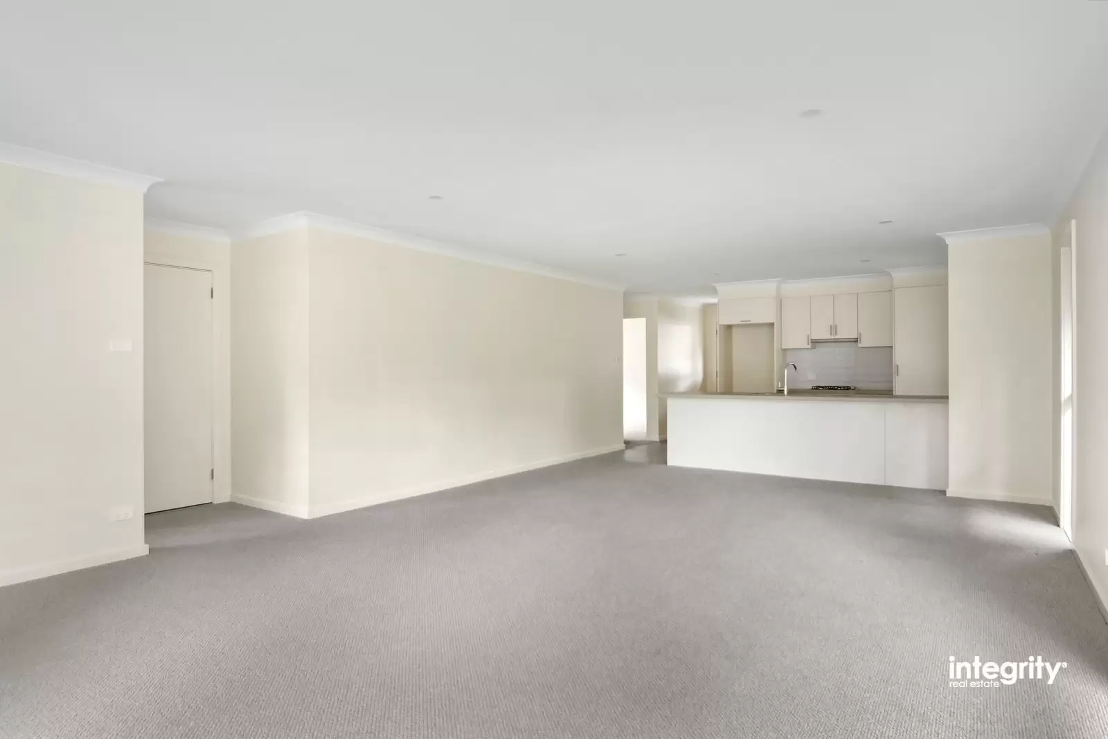 25/33 Lynburn Avenue, Bomaderry Sold by Integrity Real Estate - image 3