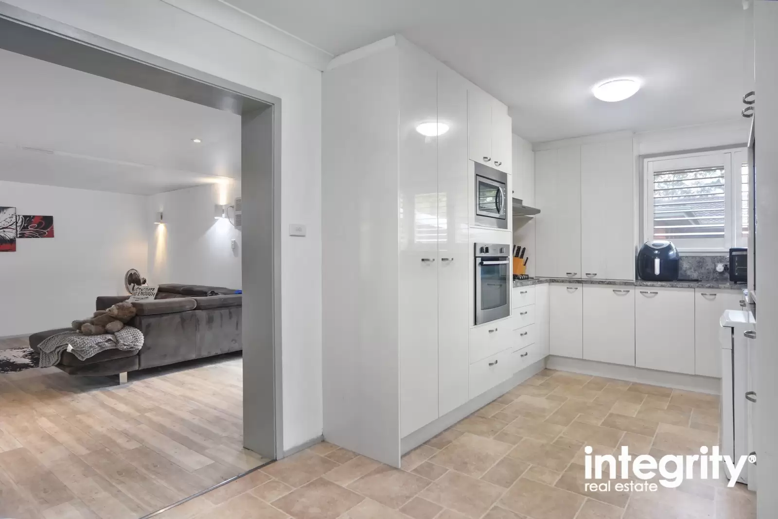 4 Pioneer Place, Nowra Sold by Integrity Real Estate - image 4