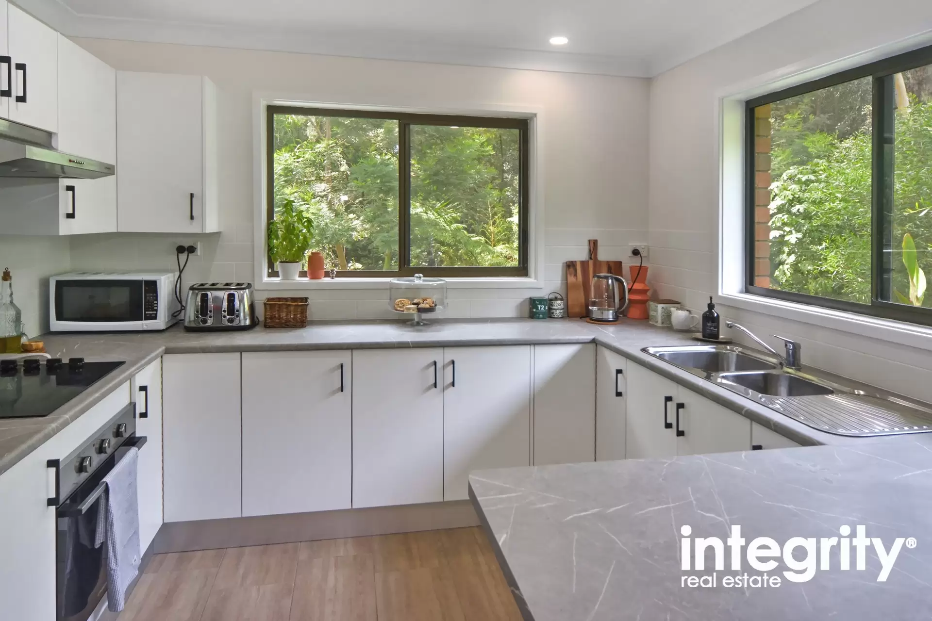4/54 Tarawal Street, Bomaderry Sold by Integrity Real Estate - image 4