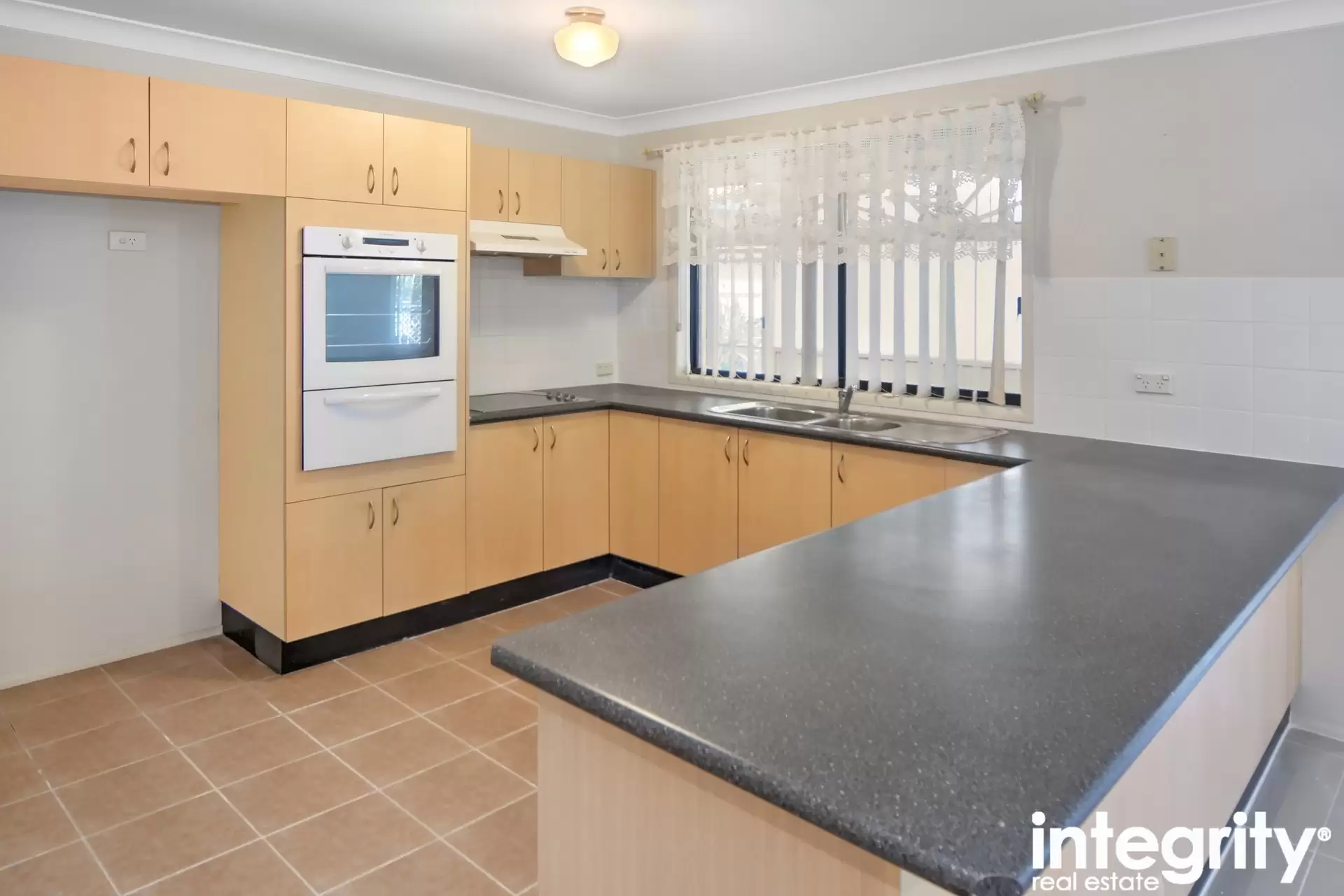 14 Bluewattle Road, Worrigee Sold by Integrity Real Estate - image 3