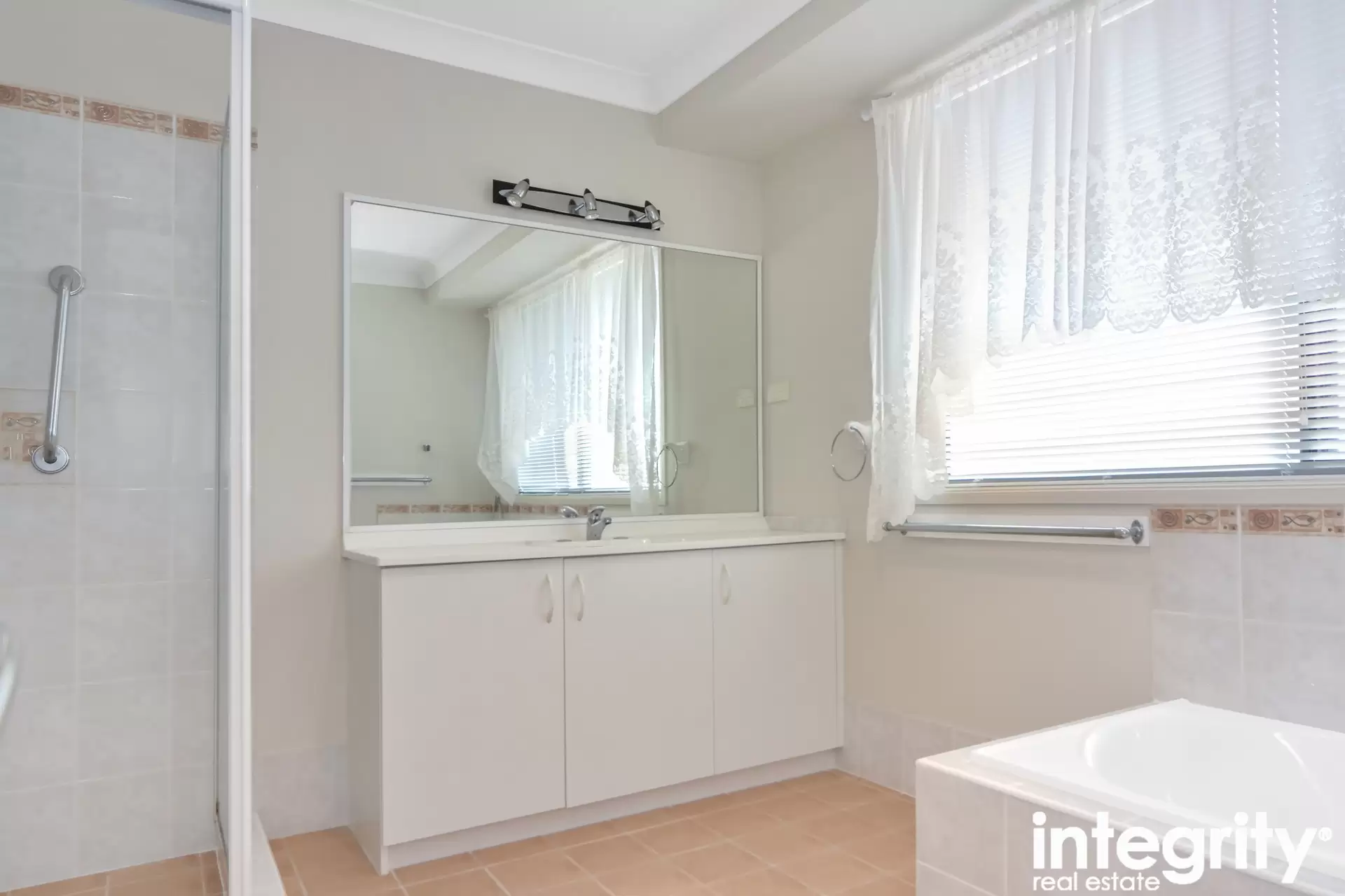 14 Bluewattle Road, Worrigee Sold by Integrity Real Estate - image 6