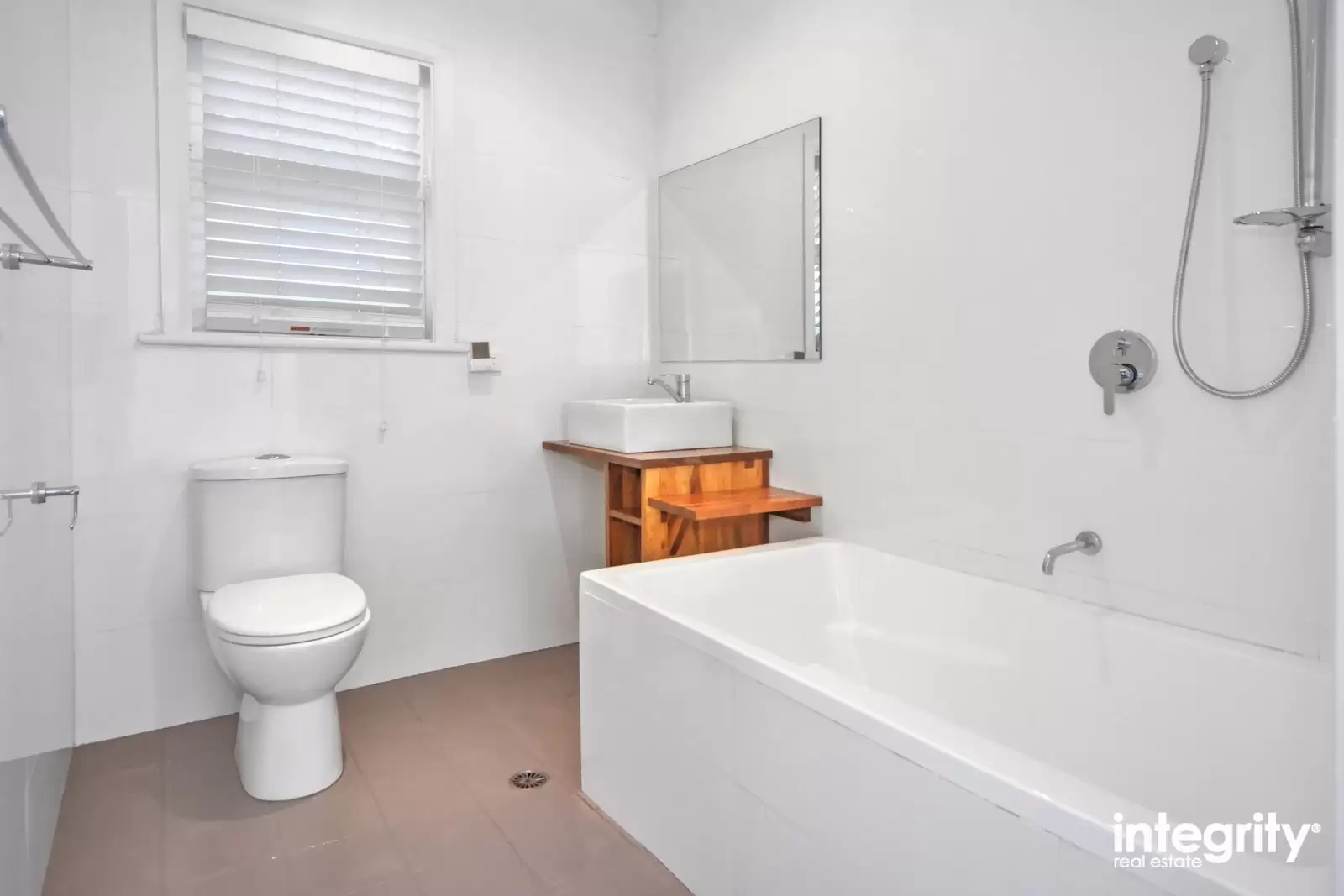 62 Meroo Road, Bomaderry Sold by Integrity Real Estate - image 10