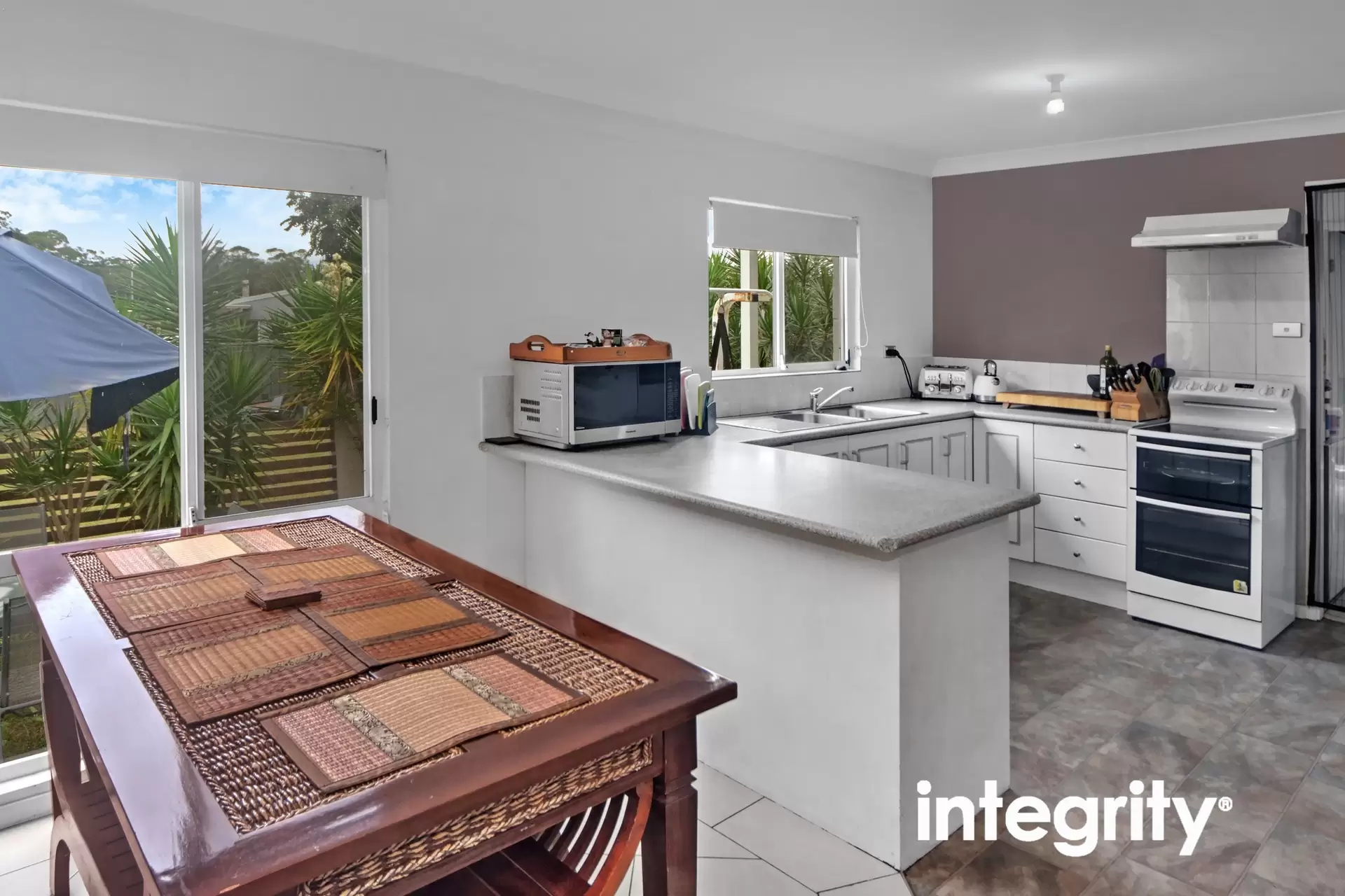 16 Maybush Way, West Nowra Sold by Integrity Real Estate - image 5