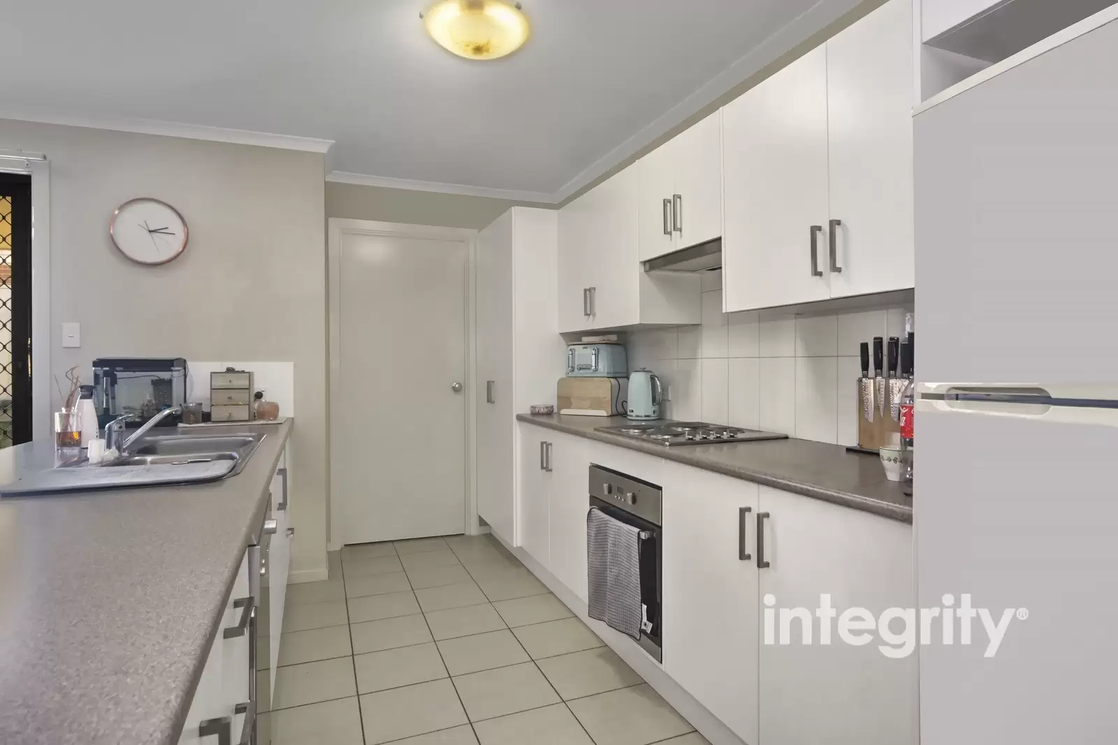 5 Doreen Court, West Nowra Sold by Integrity Real Estate - image 3