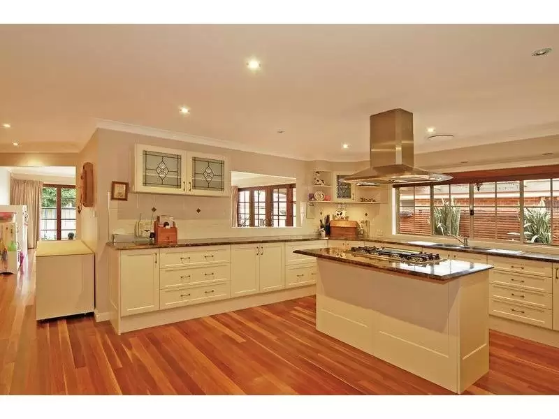 35 The Garden Walk, Worrigee Sold by Integrity Real Estate - image 1