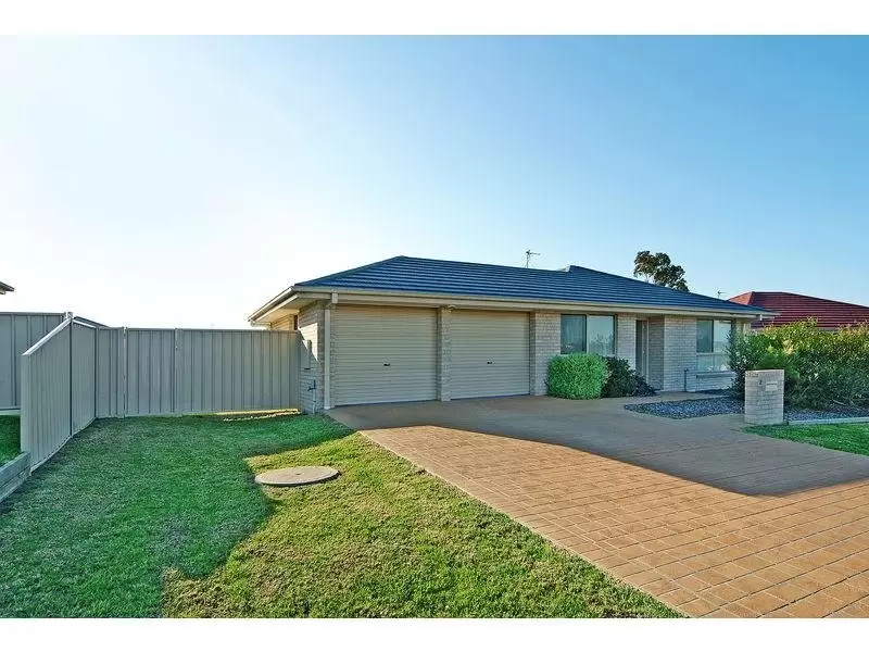 2 Palm Lily Close, Worrigee Sold by Integrity Real Estate - image 1