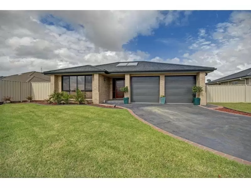 7 Palm Lilly Close, Worrigee Sold by Integrity Real Estate - image 1