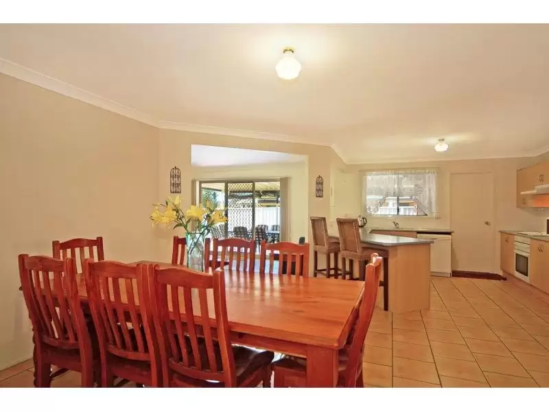 6 The Garden Walk, Worrigee Sold by Integrity Real Estate - image 3