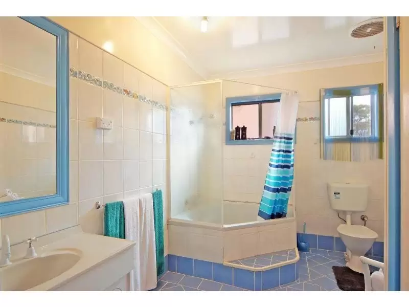 46 Comarong Street, Greenwell Point Sold by Integrity Real Estate - image 7