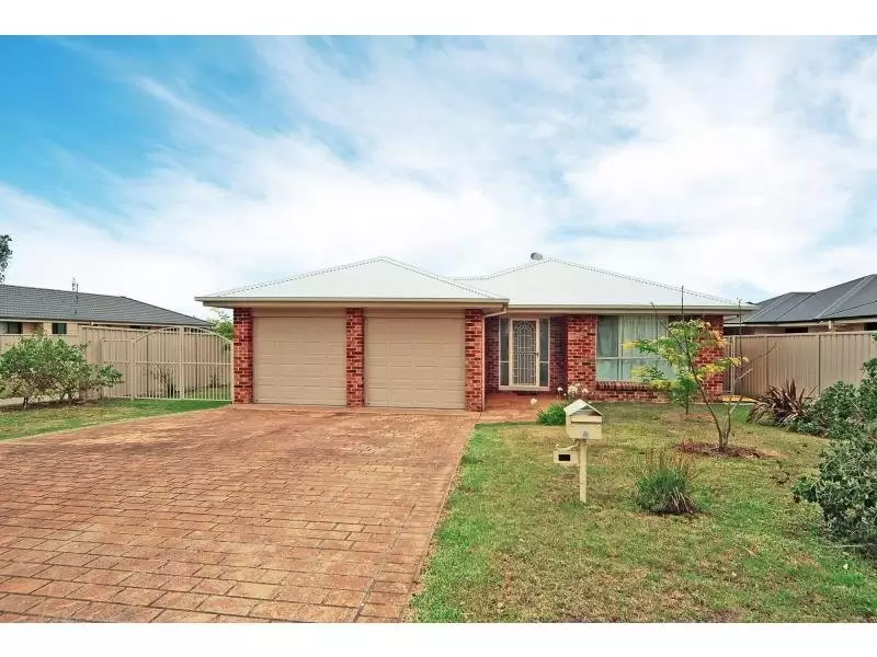 19 Lacebark Grove, Worrigee Sold by Integrity Real Estate - image 1