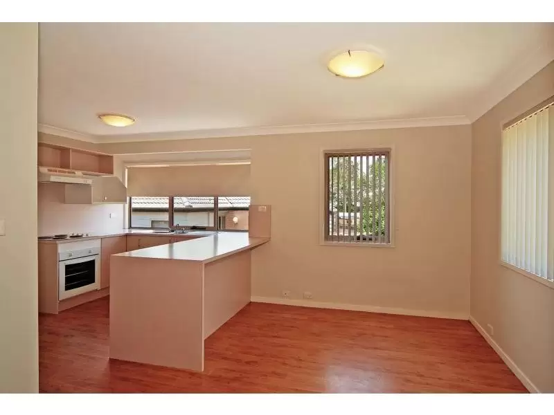 11/33 Lynburn Avenue, Bomaderry Sold by Integrity Real Estate - image 3