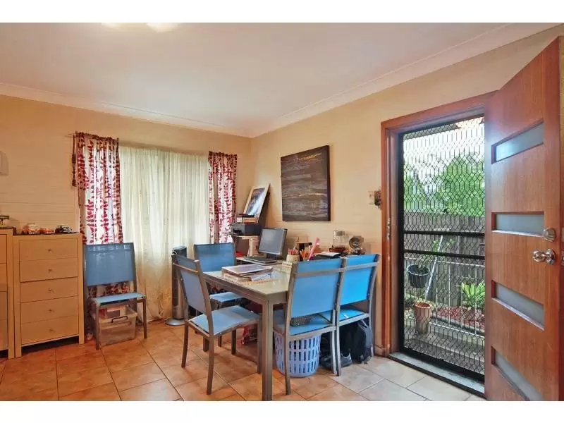 5/430 Princes Highway, Bomaderry Sold by Integrity Real Estate - image 4