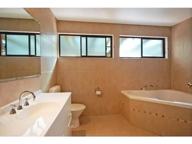 79 Mcmahons Road, North Nowra Sold by Integrity Real Estate - image 3