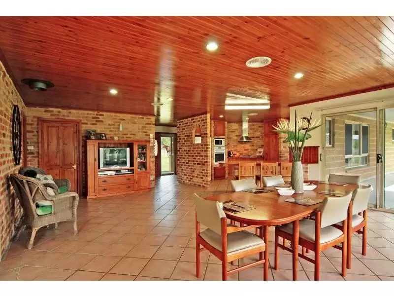 297 Cabbage Tree Lane, Mundamia Sold by Integrity Real Estate - image 4