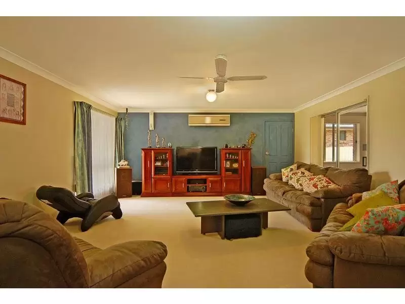 3 Arnheim Place, North Nowra Sold by Integrity Real Estate - image 2
