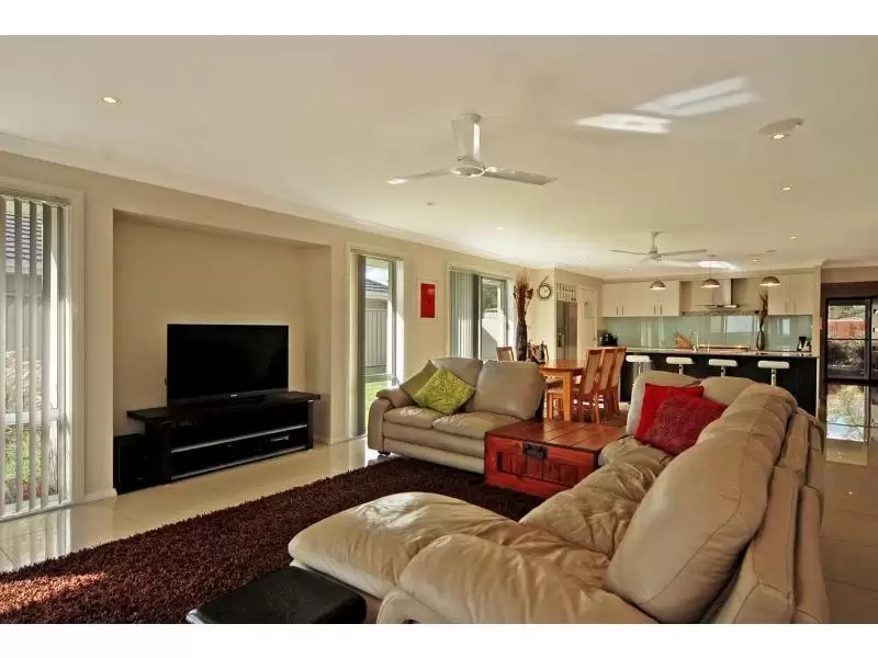 10 Hanover Close, South Nowra Sold by Integrity Real Estate - image 4