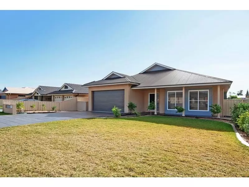 7 Coral Gum Court, Worrigee Sold by Integrity Real Estate