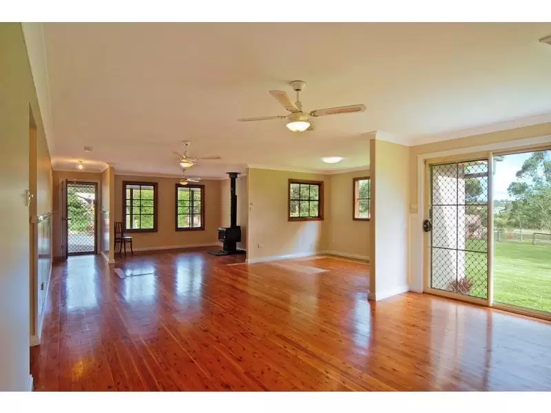 165 Cabbage Tree Lane, Nowra Hill Sold by Integrity Real Estate - image 4