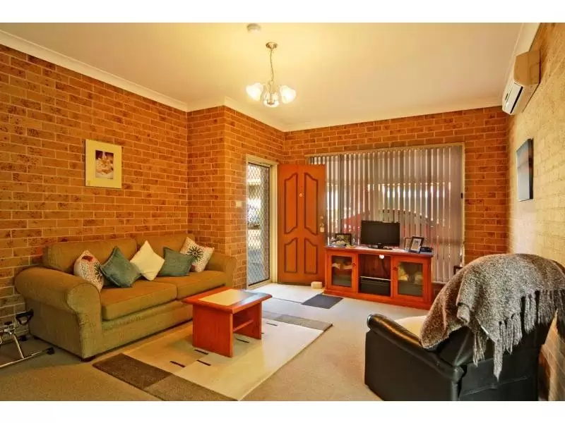 6/1 Carisbrooke Close, Bomaderry Sold by Integrity Real Estate - image 3