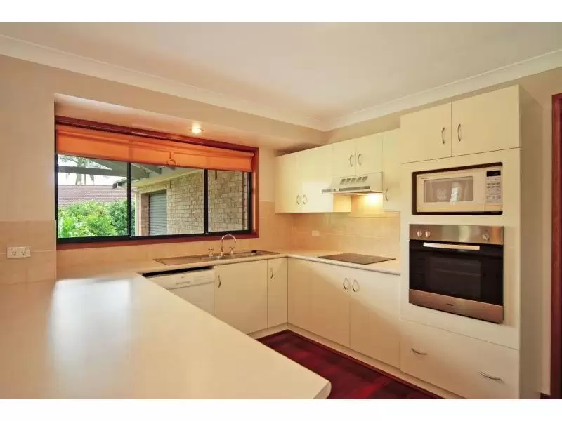 11 Ilinga Close, North Nowra Sold by Integrity Real Estate - image 2