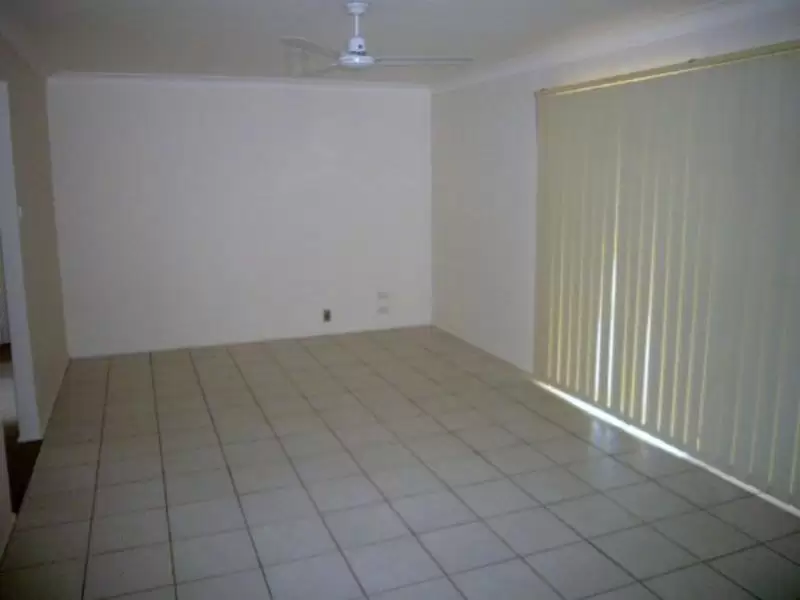 38 Gardenia Crescent, Bomaderry Sold by Integrity Real Estate - image 3
