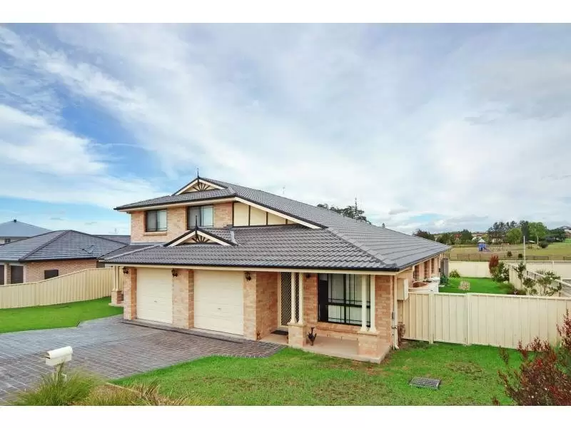 35B Bluewattle Road, Worrigee Sold by Integrity Real Estate