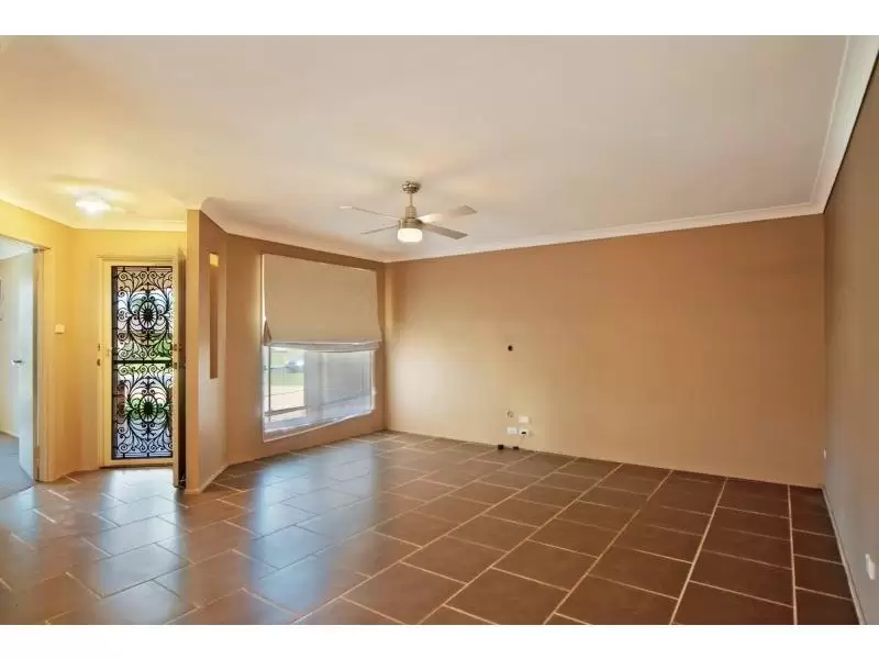 146 Rayleigh Drive, Worrigee Sold by Integrity Real Estate - image 3