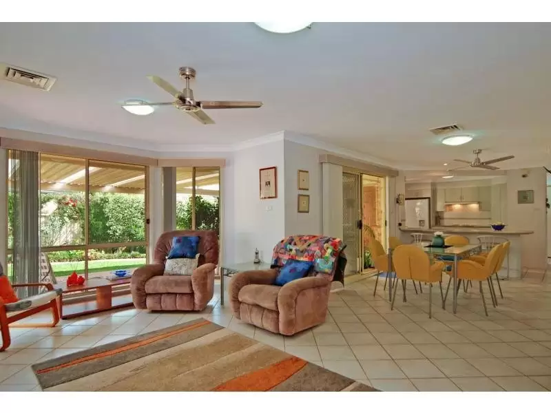 15 Gardenia Crescent, Bomaderry Sold by Integrity Real Estate - image 4