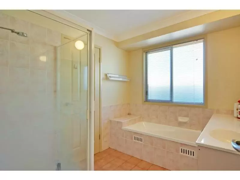 19 Rannoch Drive, West Nowra Sold by Integrity Real Estate - image 6