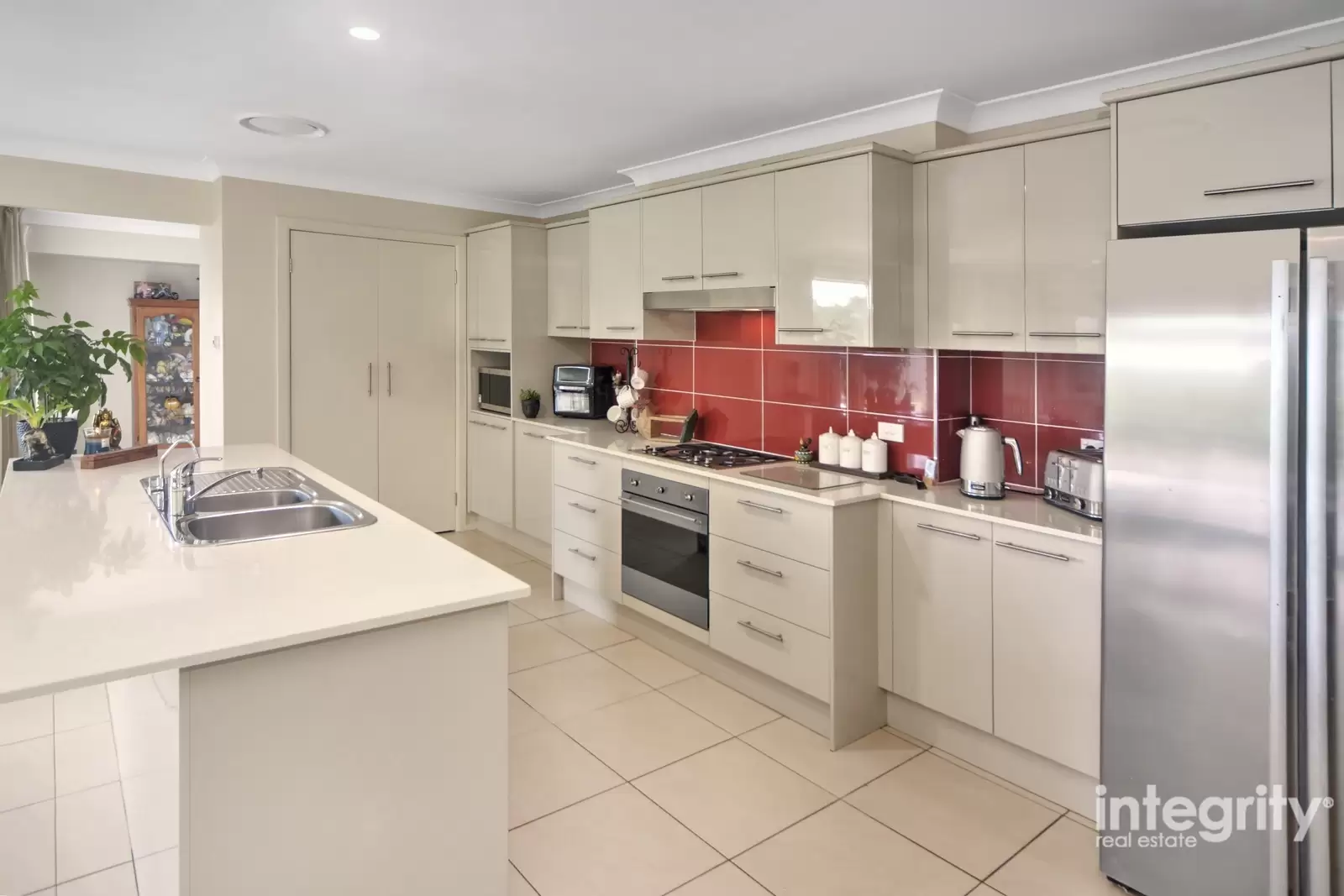 34 Greendale Close, Nowra Hill Sold by Integrity Real Estate - image 6