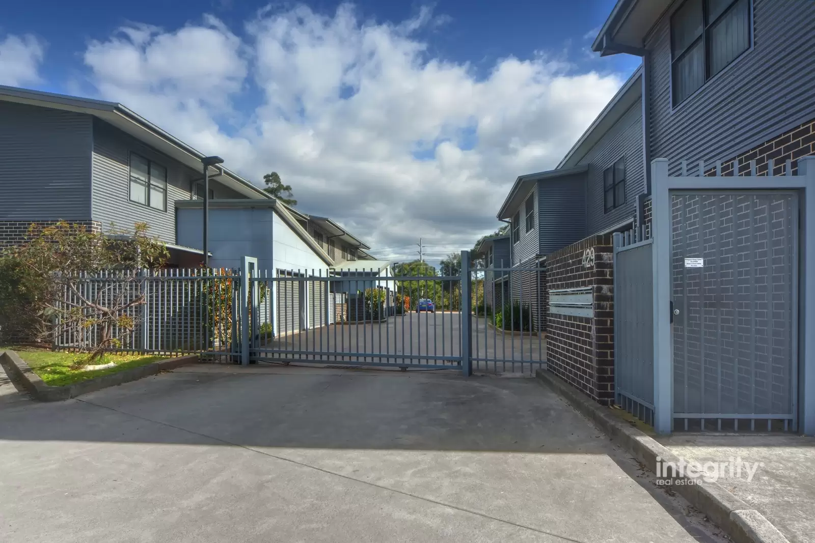 10/429A Princes Highway, Bomaderry Sold by Integrity Real Estate - image 2