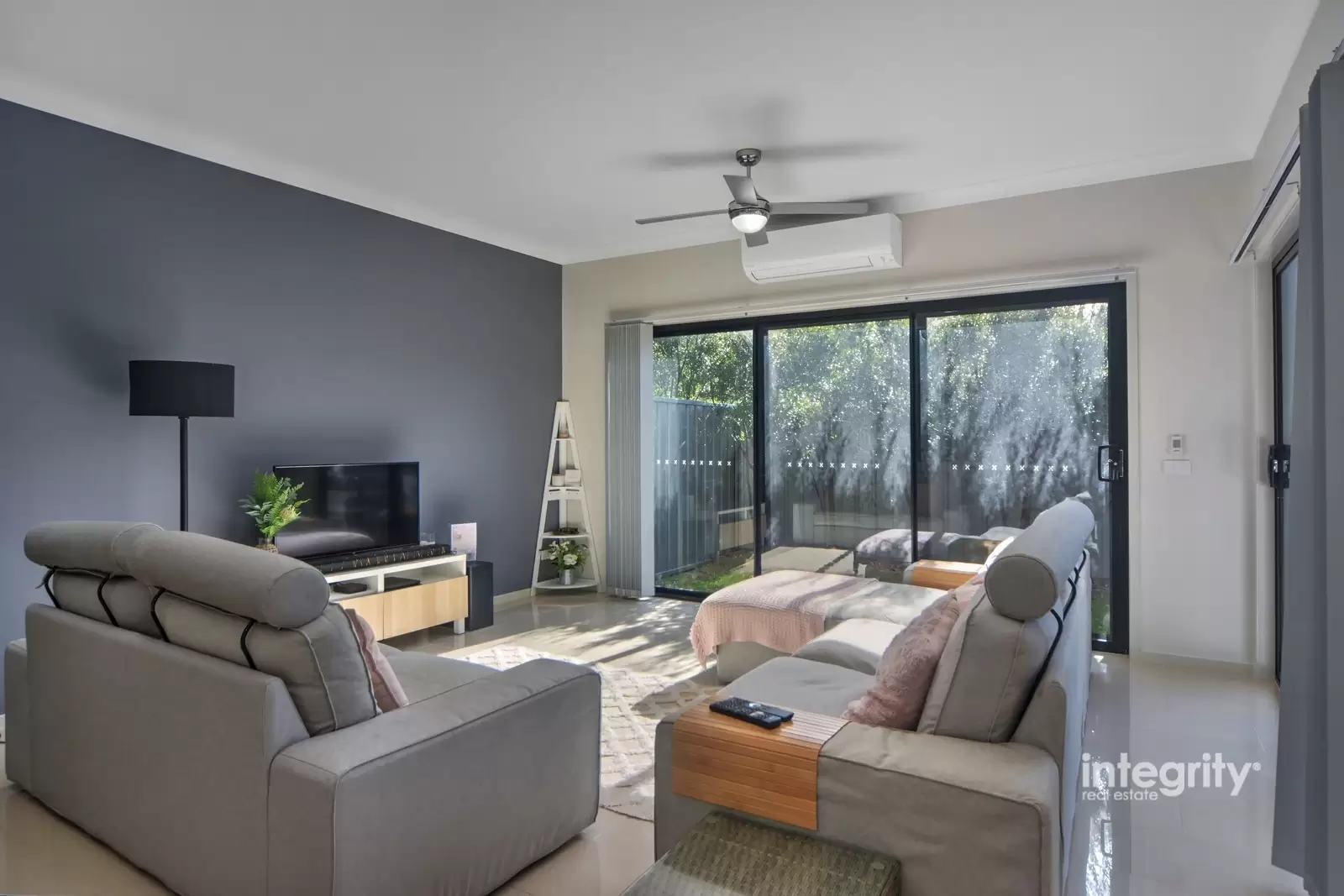10/429A Princes Highway, Bomaderry Sold by Integrity Real Estate - image 3