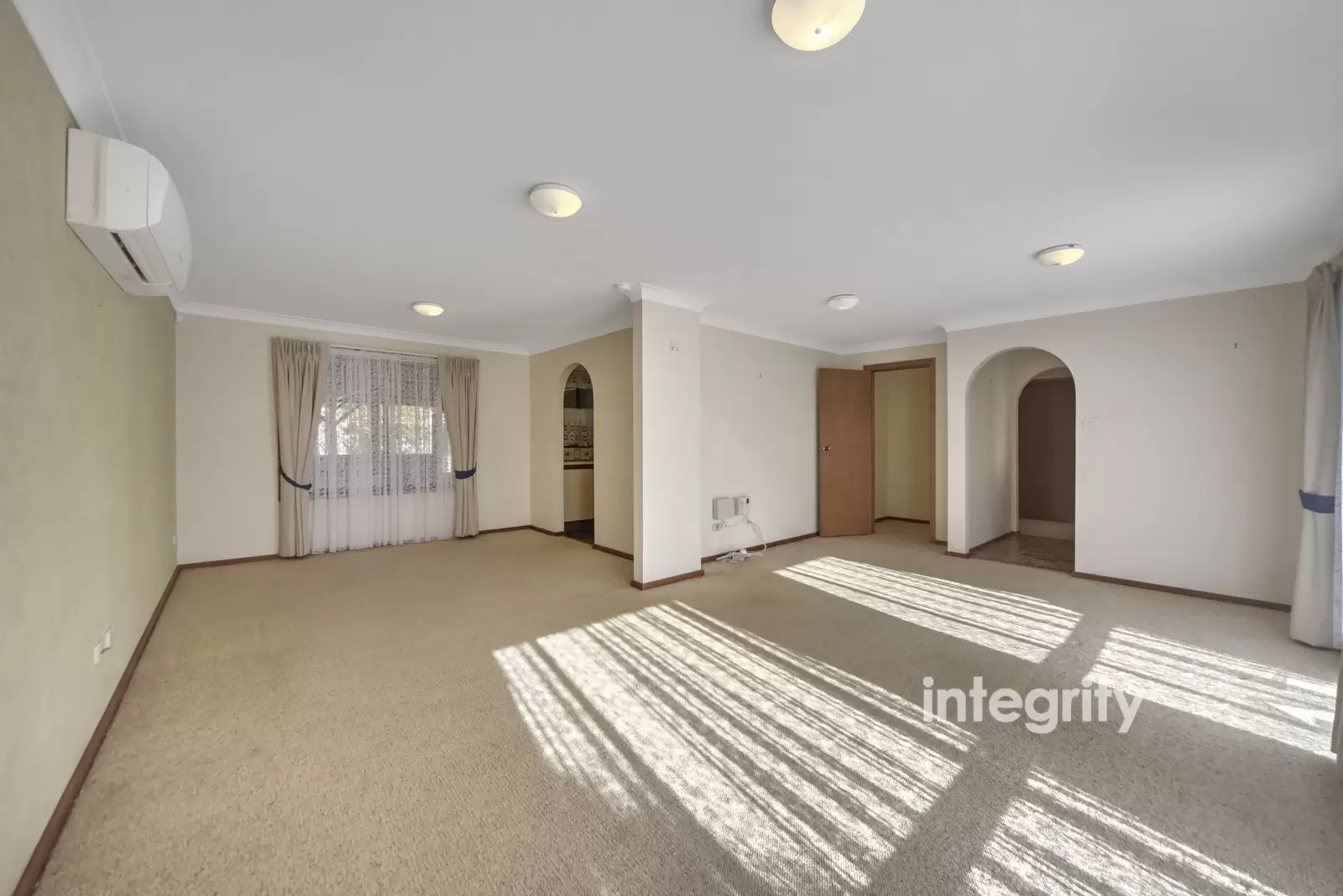 12 Shanklin Close, Bomaderry Sold by Integrity Real Estate - image 3