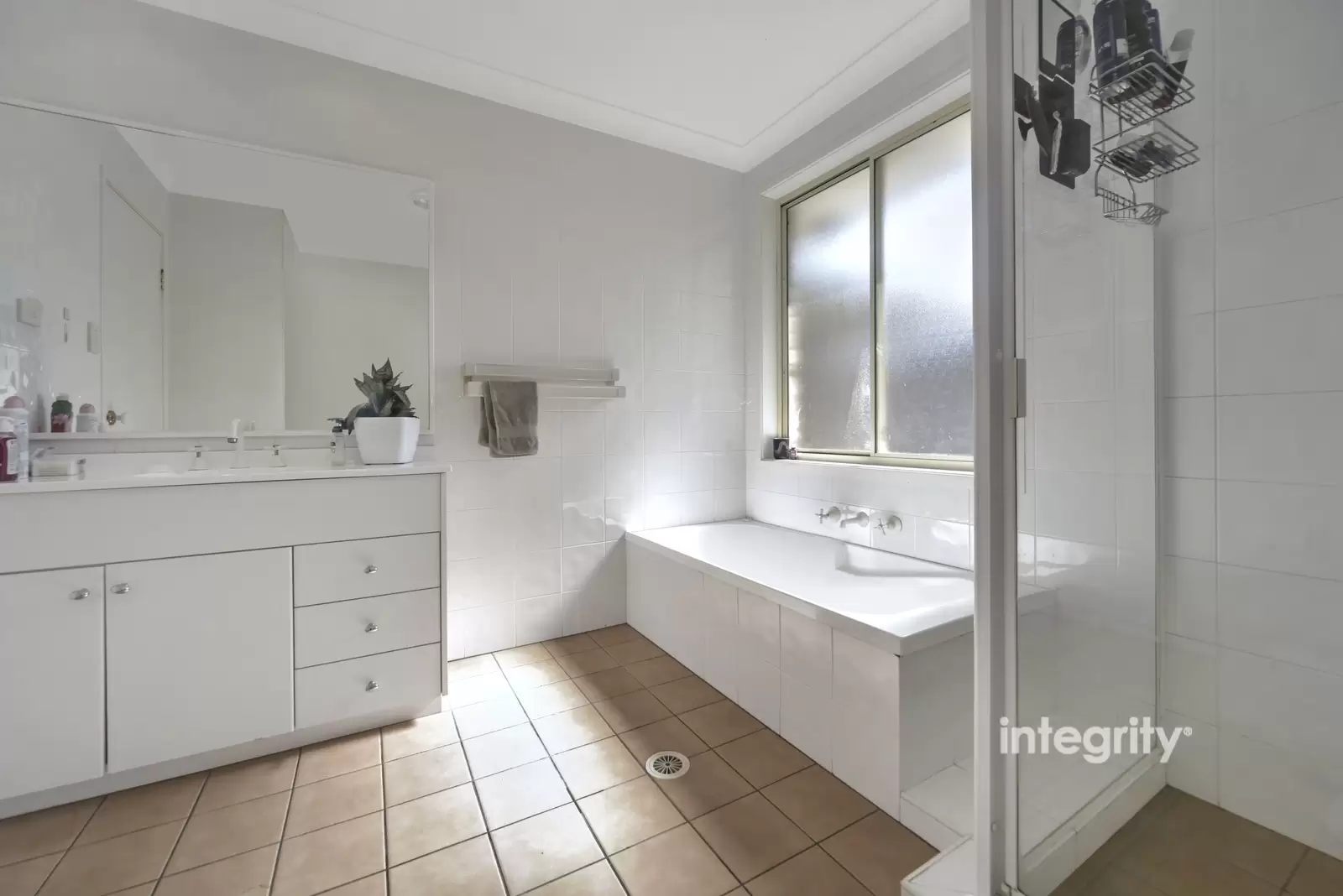 2 Guinea Flower Crescent, Worrigee Sold by Integrity Real Estate - image 7